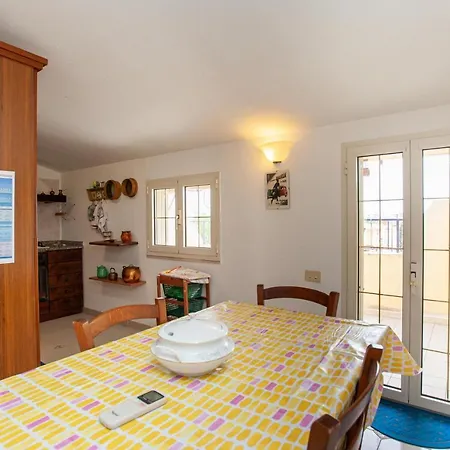 Feriehus Appartamento La Caletta