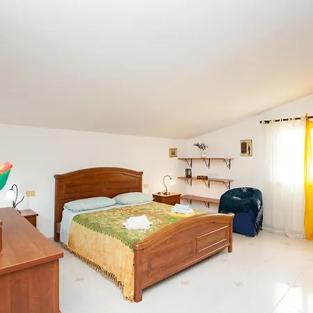 Appartamento La Caletta Holiday home La Caletta